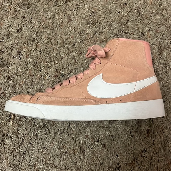 NIKE BLAZERS SIZE 7.5 - Picture 2 of 12